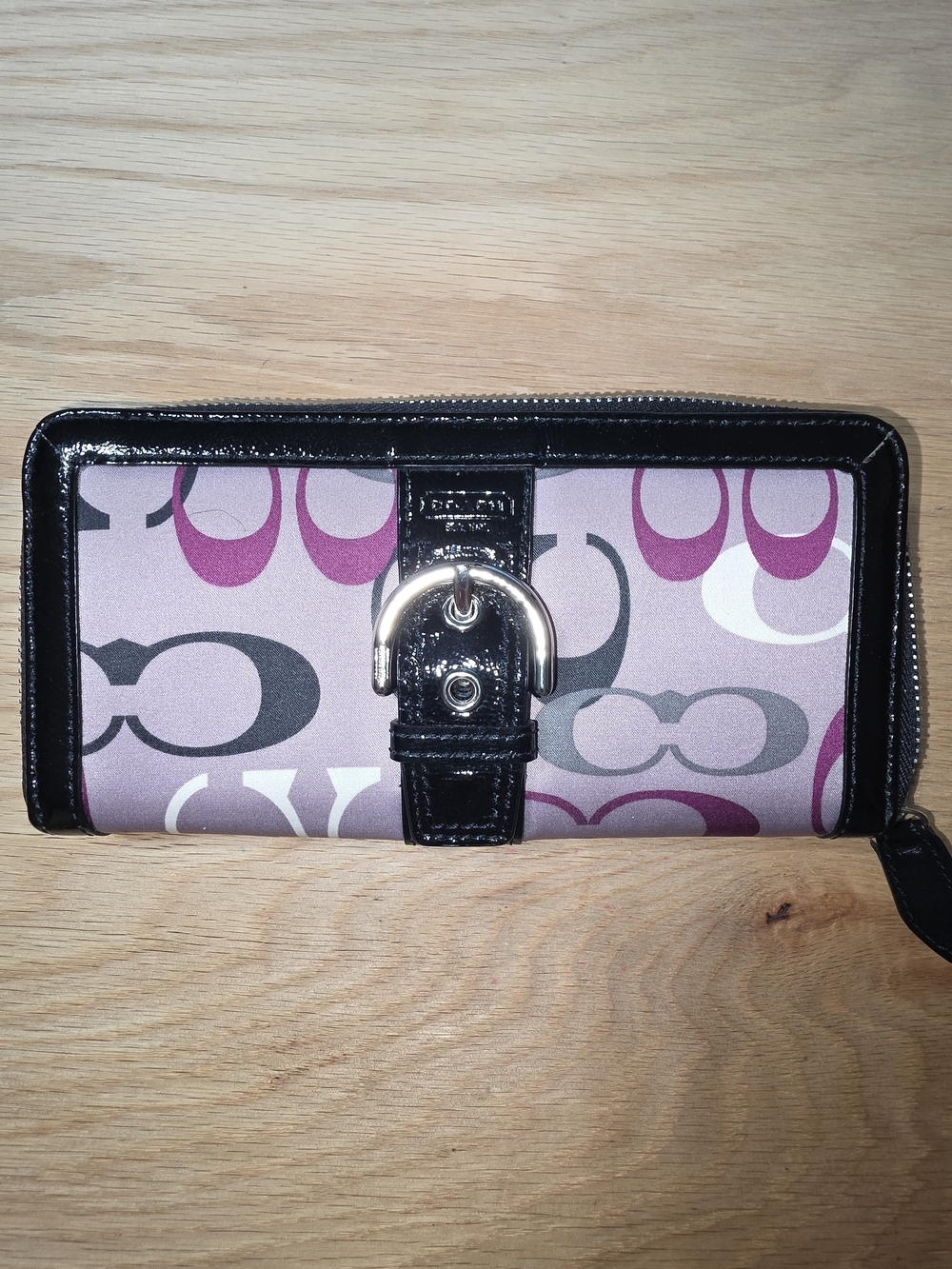 Coach Signature Buckle Zip Wallet in Purple/Black